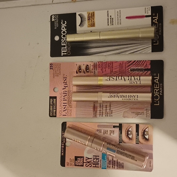 Maybelline mascara,L'Oreal Paris mascara and telescopic L'Oreal Paris mascara - Picture 1 of 1